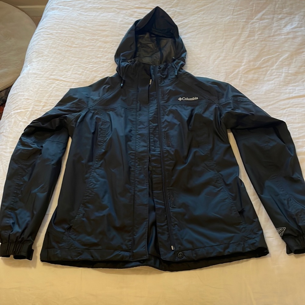 Columbia rain jacket/wind breaker